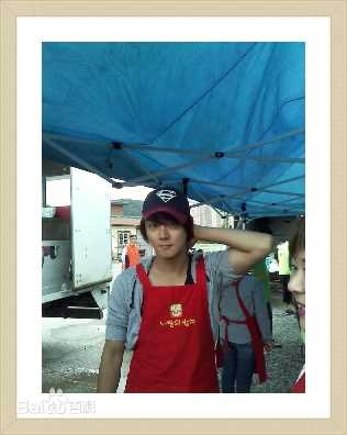 尹施允(，Yun Si Yun，ユン シユン，Yoon Si Yoon)社会活动及公益宣传图册生活照