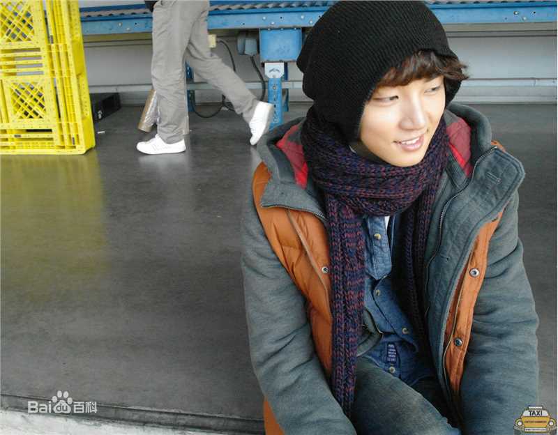 尹施允(，Yun Si Yun，ユン シユン，Yoon Si Yoon)我也是花 最优质剧照