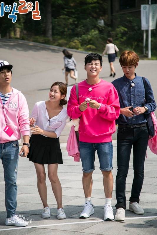 尹施允(，Yun Si Yun，ユン シユン，Yoon Si Yoon)2天1夜 最新剧照