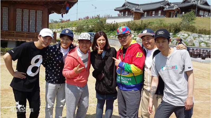 尹施允(，Yun Si Yun，ユン シユン，Yoon Si Yoon)2天1夜 最新剧照