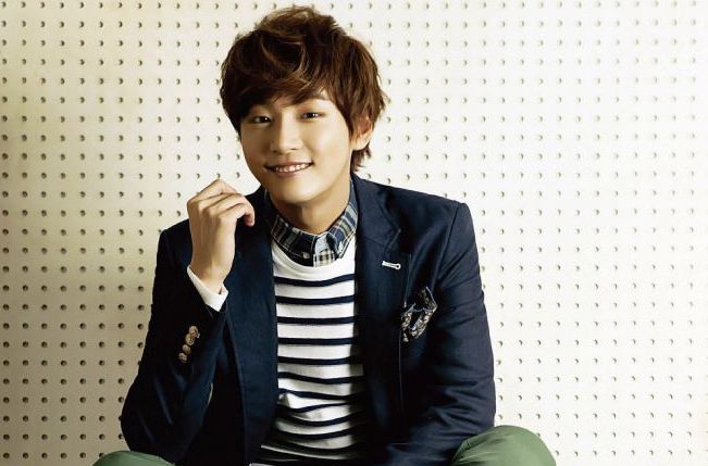 最全尹施允(，Yun Si Yun，ユン シユン，Yoon Si Yoon)壁纸