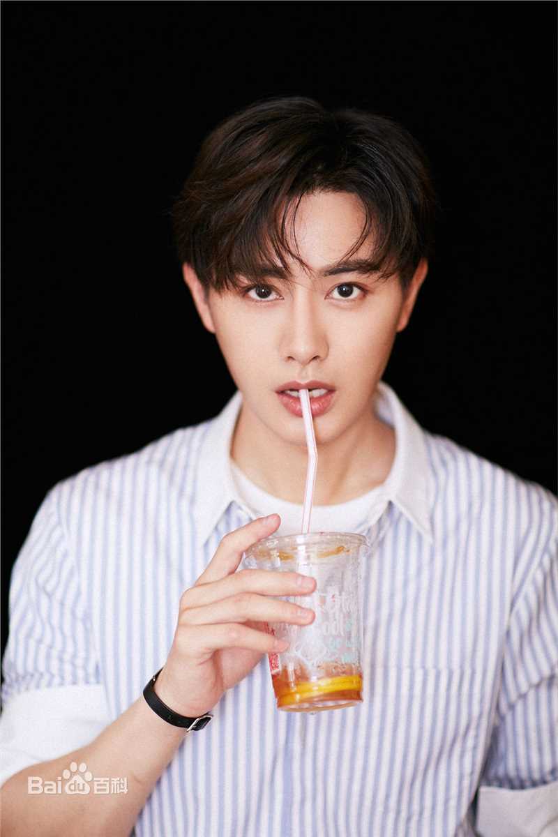 王佑硕最新壁纸