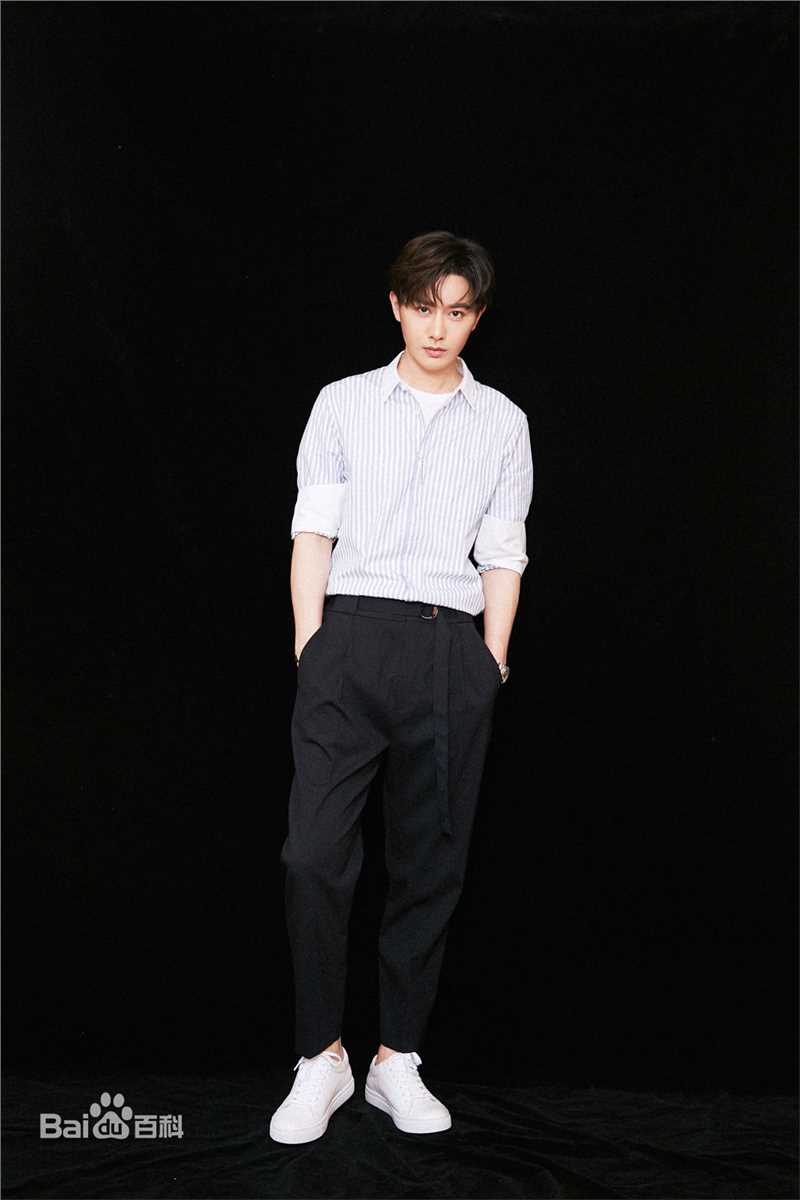 王佑硕最新壁纸