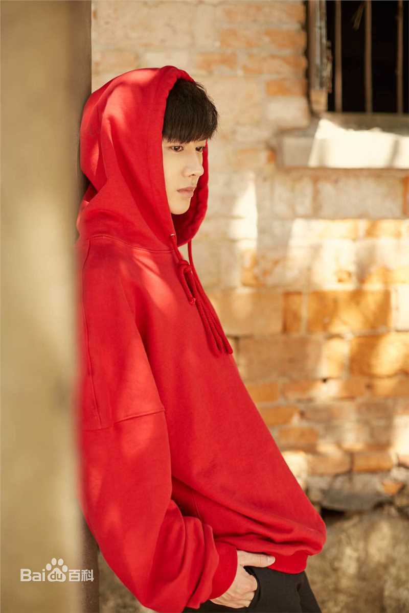 王佑硕最新壁纸