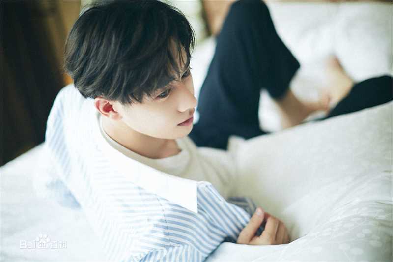 王佑硕最新壁纸