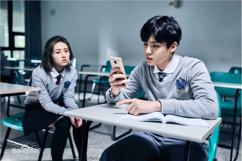 最新侯明昊(Neo)在《推理笔记》中的壁纸