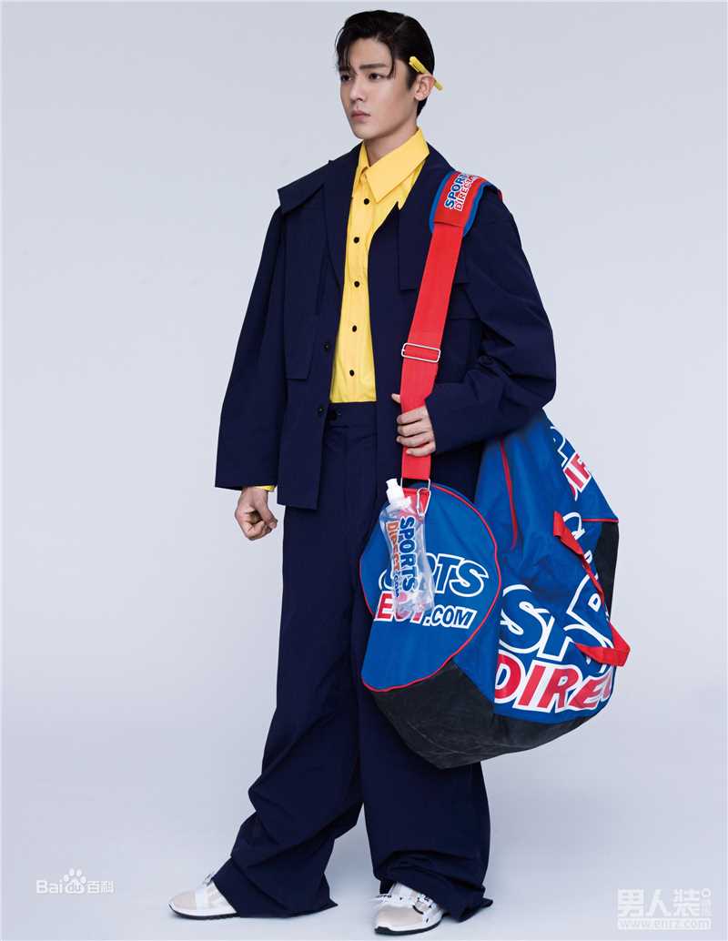 侯明昊(Neo)男人装素颜照相册