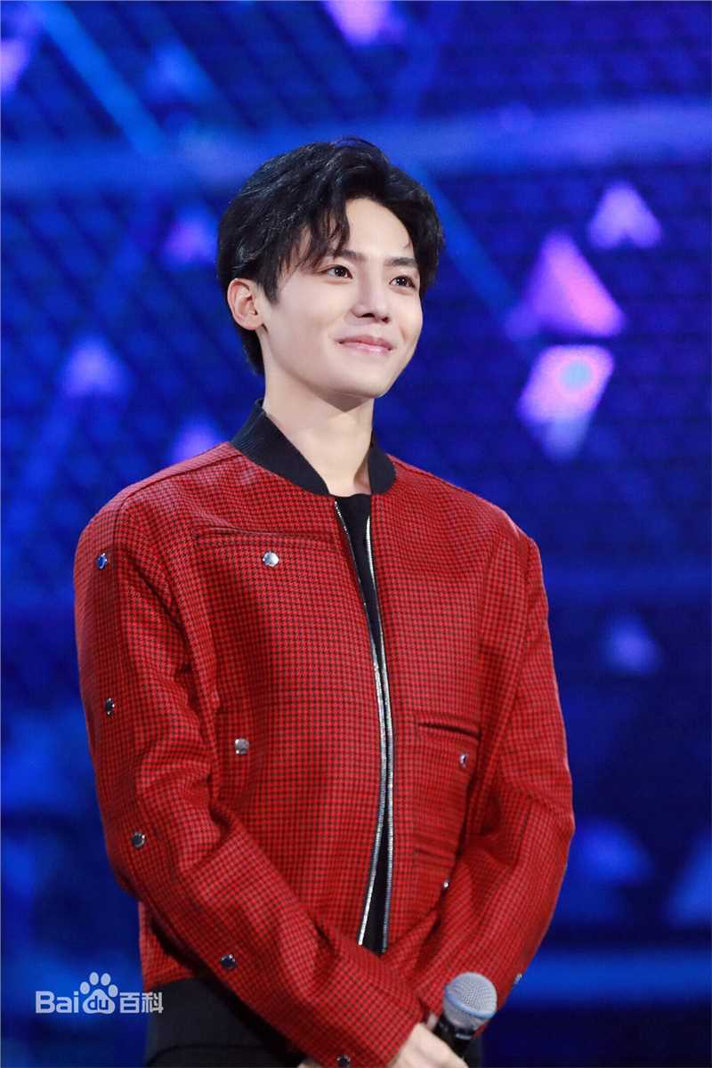 侯明昊(Neo)经典咏流传生活照