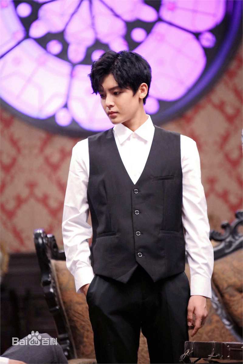 侯明昊(Neo)开心剧乐部生活照