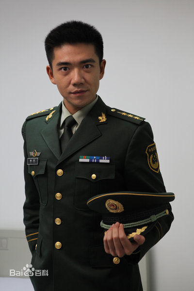 张稷轩《红门兄弟》剧照