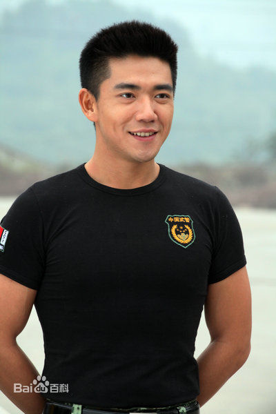 张稷轩《红门兄弟》剧照