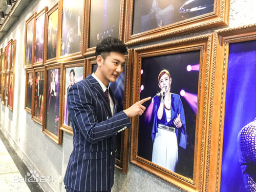 王若麟(Rolling)我是歌手壁纸壁纸