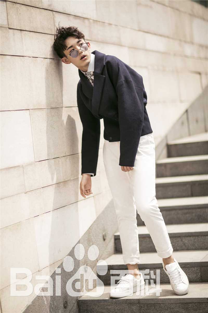 最全郭俊辰在《我们的街拍时刻》中的相册