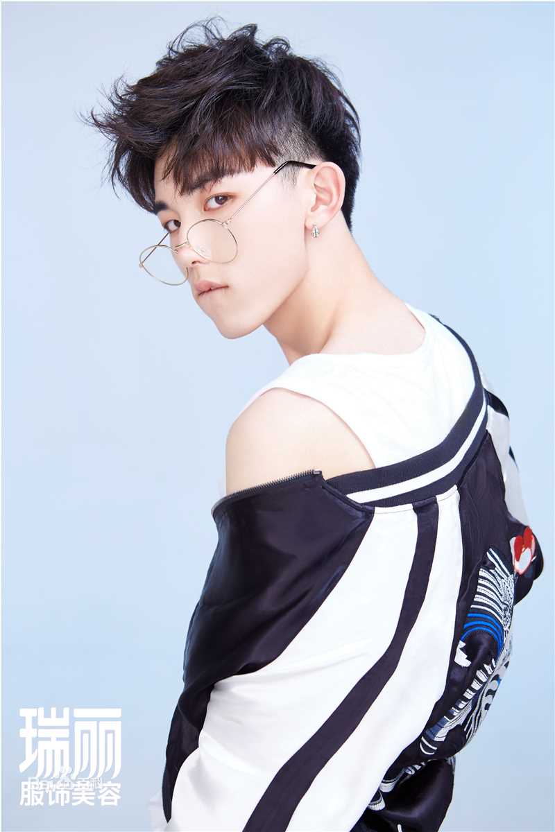 最优质郭俊辰在《瑞丽》中的