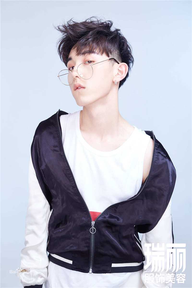 最优质郭俊辰在《瑞丽》中的