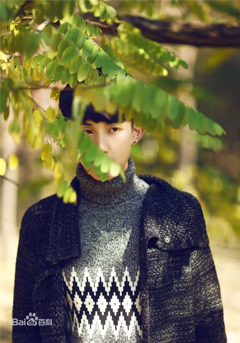 郭俊辰生活照素颜照相册