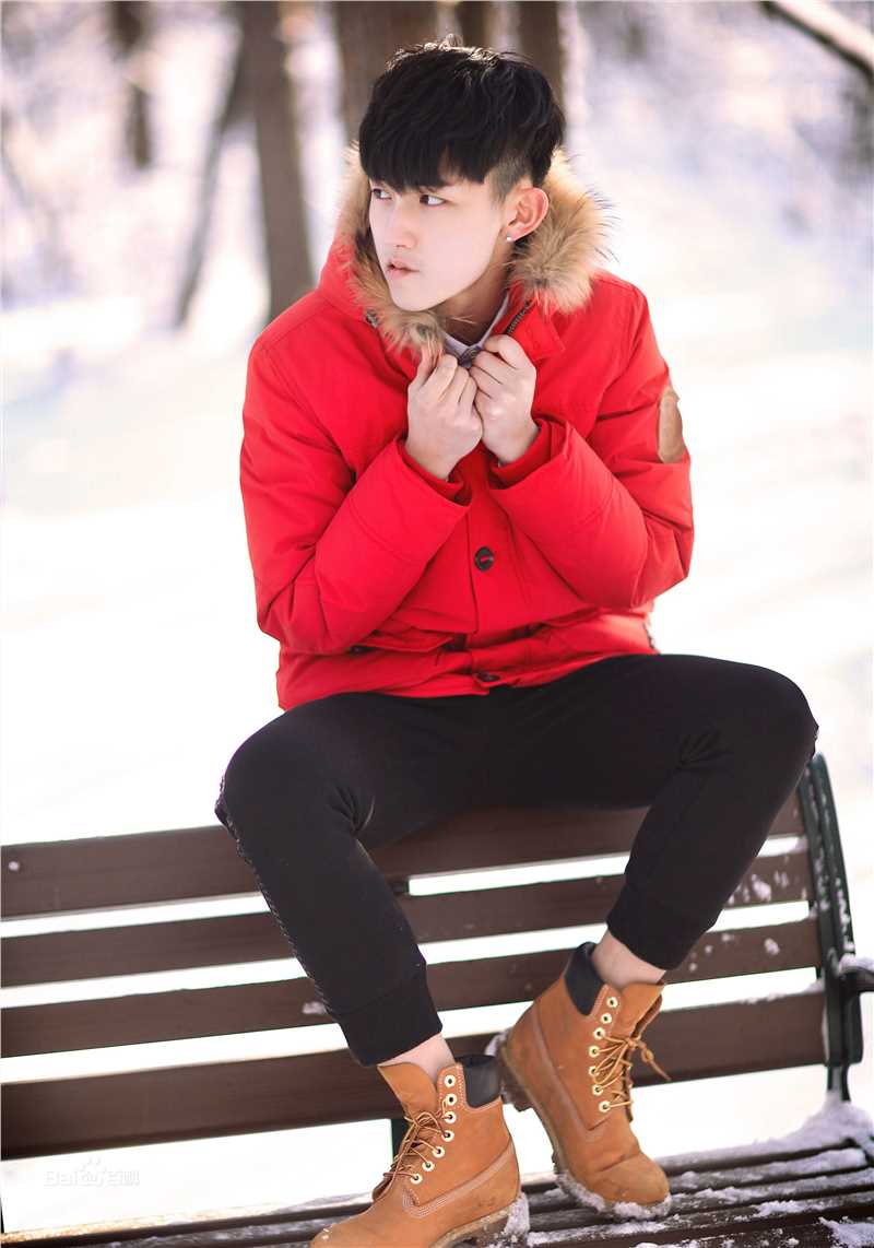 郭俊辰生活照素颜照相册