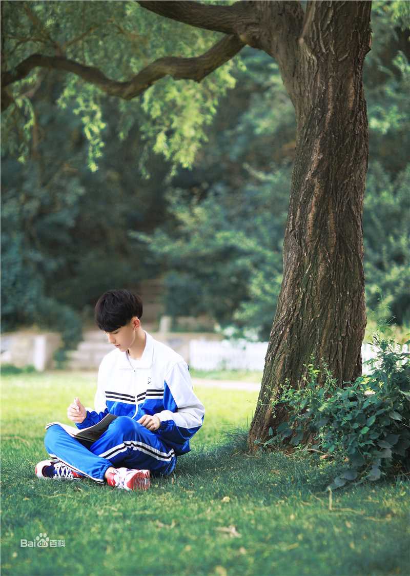 郭俊辰生活照素颜照相册