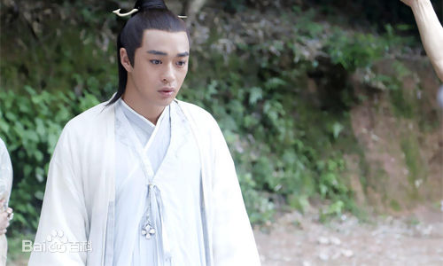 董春辉花千骨图片图集