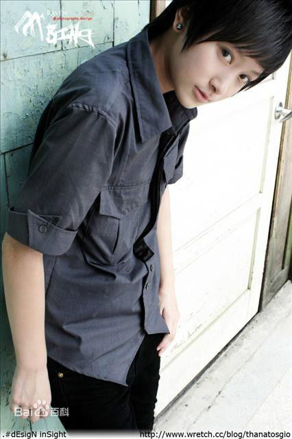 郑靓歆(Jin Cheng)图片素颜照相册