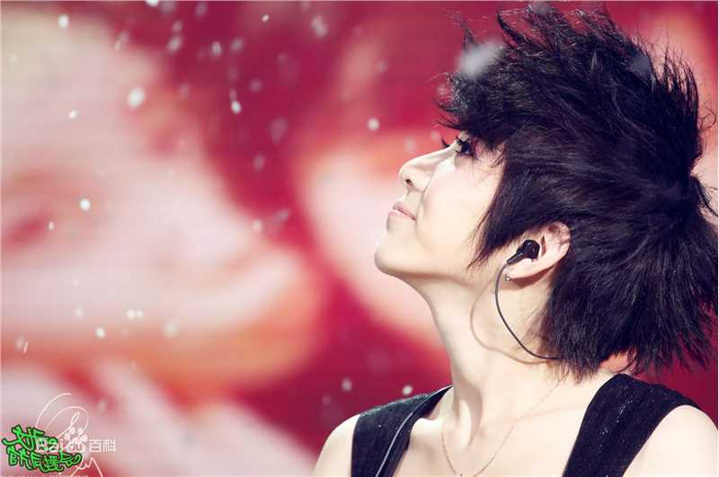 刘忻(Moraynia（中文音译：莫莱妮亚）)歌友会现场图前后照片