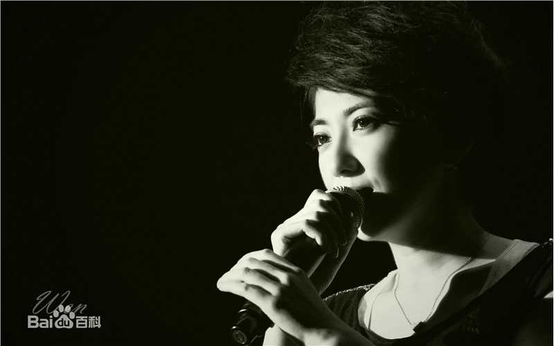 刘忻(Moraynia（中文音译：莫莱妮亚）)歌友会现场图前后照片