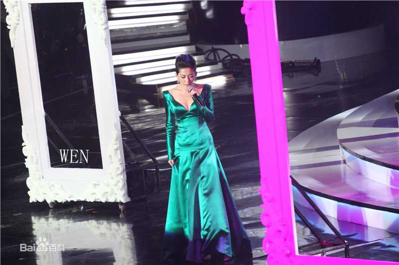 刘忻(Moraynia（中文音译：莫莱妮亚）)颁奖典礼壁纸壁纸