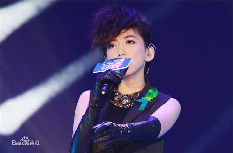 刘忻(Moraynia（中文音译：莫莱妮亚）)颁奖典礼壁纸壁纸