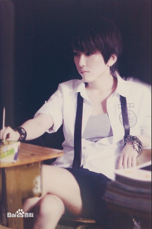 刘忻(Moraynia（中文音译：莫莱妮亚）)最优质随忻所遇相册