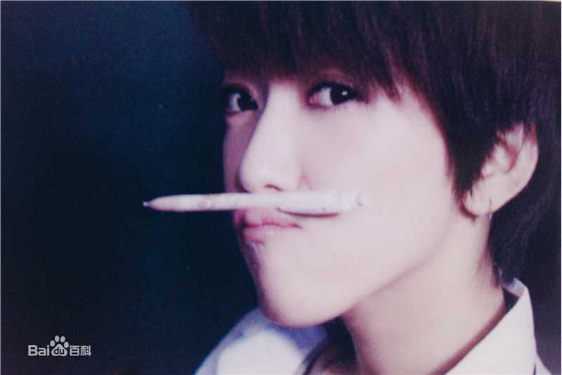 刘忻(Moraynia（中文音译：莫莱妮亚）)最优质随忻所遇相册