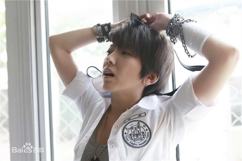 刘忻(Moraynia（中文音译：莫莱妮亚）)最优质随忻所遇相册