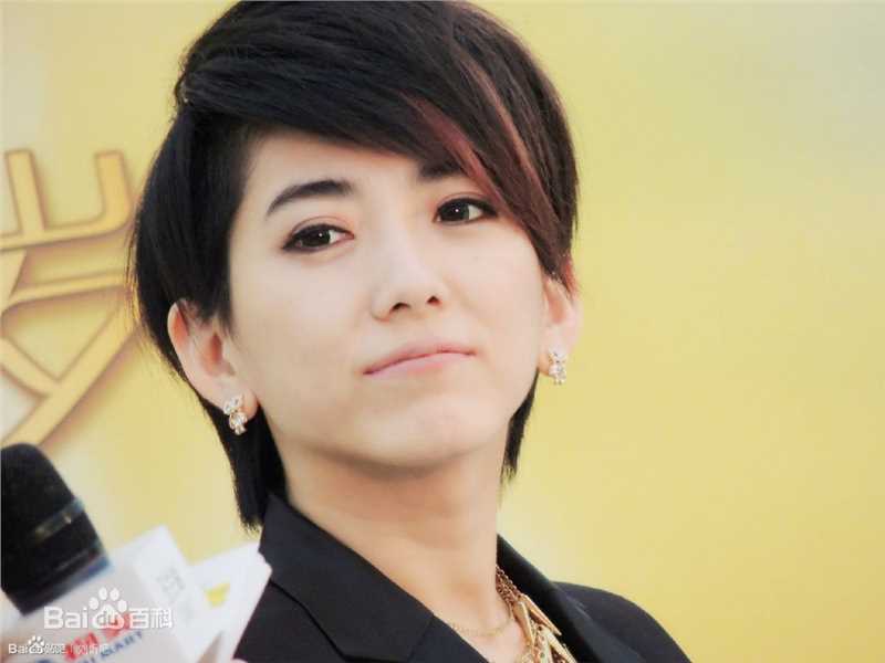 刘忻(Moraynia（中文音译：莫莱妮亚）)广告代言壁纸壁纸