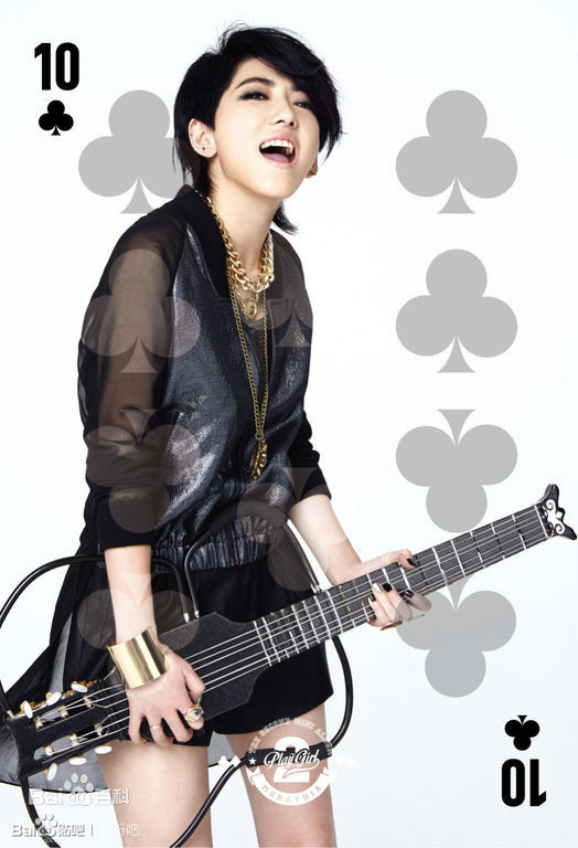 刘忻(Moraynia（中文音译：莫莱妮亚）)唱片内页宣传照壁纸壁纸