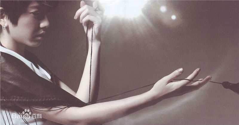 刘忻(Moraynia（中文音译：莫莱妮亚）)唱片内页宣传照壁纸壁纸