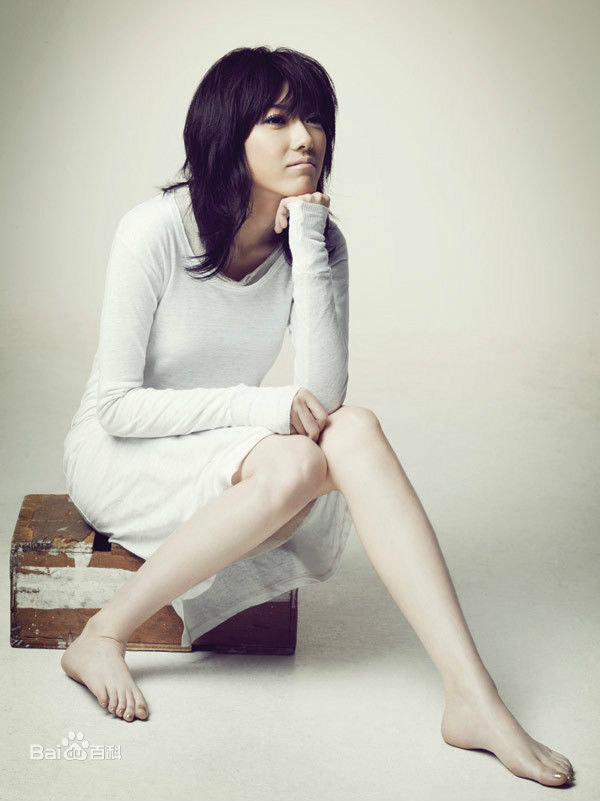 刘忻(Moraynia（中文音译：莫莱妮亚）)最全唱片宣传照壁纸