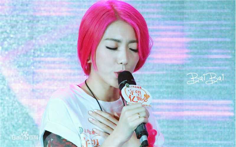 刘忻(Moraynia（中文音译：莫莱妮亚）)公益素颜照相册