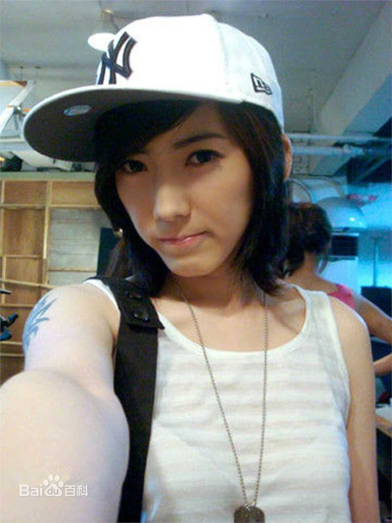 刘忻(Moraynia（中文音译：莫莱妮亚）)韩国培训（2008.3.18-2008.9.19）前后照片