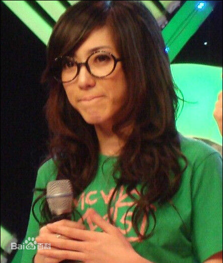 刘忻(Moraynia（中文音译：莫莱妮亚）)综艺节目素颜照相册