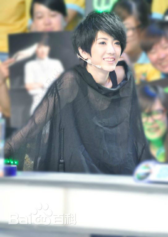 刘忻(Moraynia（中文音译：莫莱妮亚）)综艺节目素颜照相册