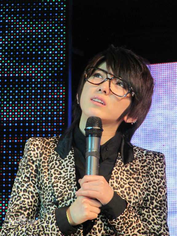 刘忻(Moraynia（中文音译：莫莱妮亚）)综艺节目素颜照相册