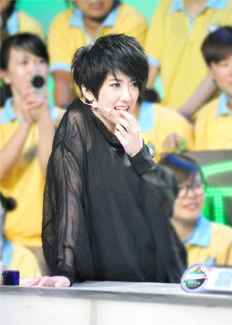 刘忻(Moraynia（中文音译：莫莱妮亚）)综艺节目素颜照相册