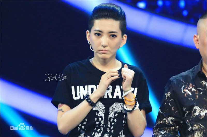 刘忻(Moraynia（中文音译：莫莱妮亚）)综艺节目素颜照相册