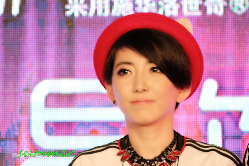 刘忻(Moraynia（中文音译：莫莱妮亚）)出席活动素颜照相册