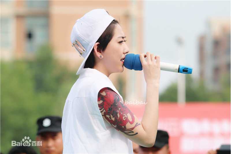 刘忻(Moraynia（中文音译：莫莱妮亚）)出席活动素颜照相册