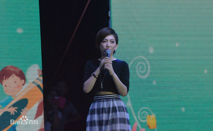 刘忻(Moraynia（中文音译：莫莱妮亚）)出席活动素颜照相册