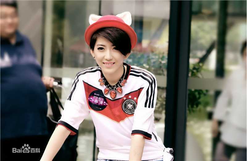 刘忻(Moraynia（中文音译：莫莱妮亚）)出席活动素颜照相册