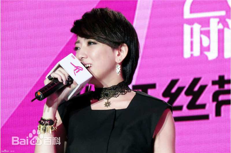 刘忻(Moraynia（中文音译：莫莱妮亚）)出席活动素颜照相册