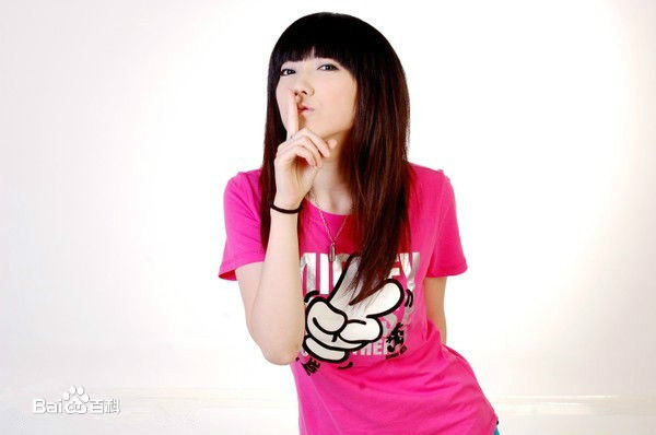 刘忻(Moraynia（中文音译：莫莱妮亚）)2009年综艺满天星现场照素颜照相册