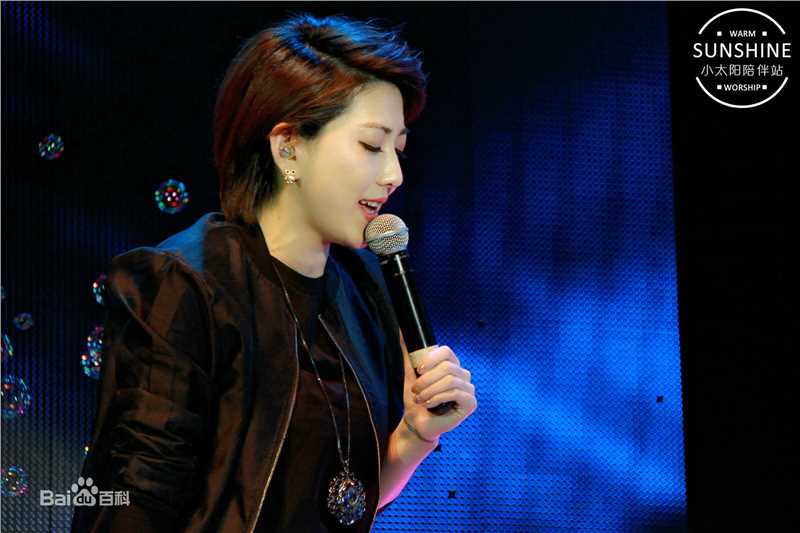 刘忻(Moraynia（中文音译：莫莱妮亚）)2015.3.17贵州贵阳歌友会壁纸壁纸