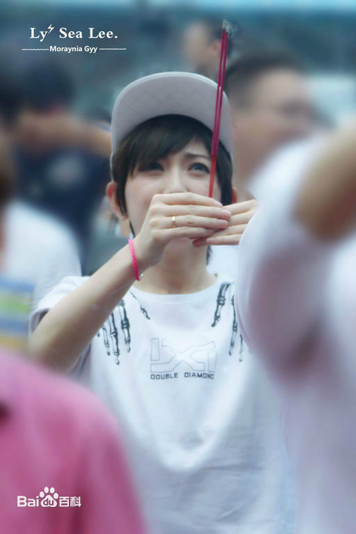 最全刘忻(Moraynia（中文音译：莫莱妮亚）)在2015.5.28《热舞之灵》开机发布会中的壁纸